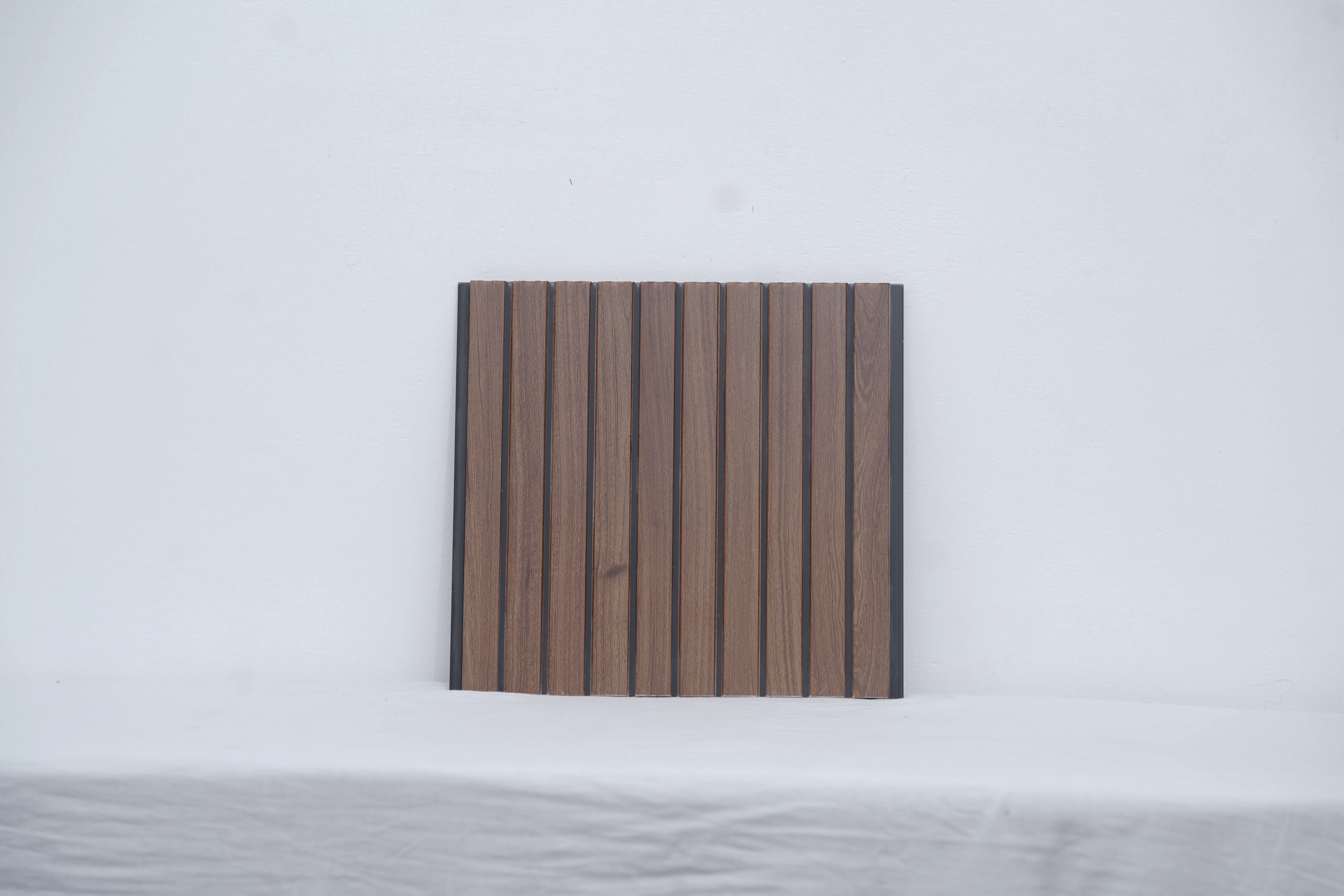 IX 203 — matte — IX-203